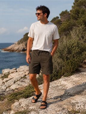Columbia Mens Medium Sage Green Nylon Swim Trunks Shorts Mesh Lined